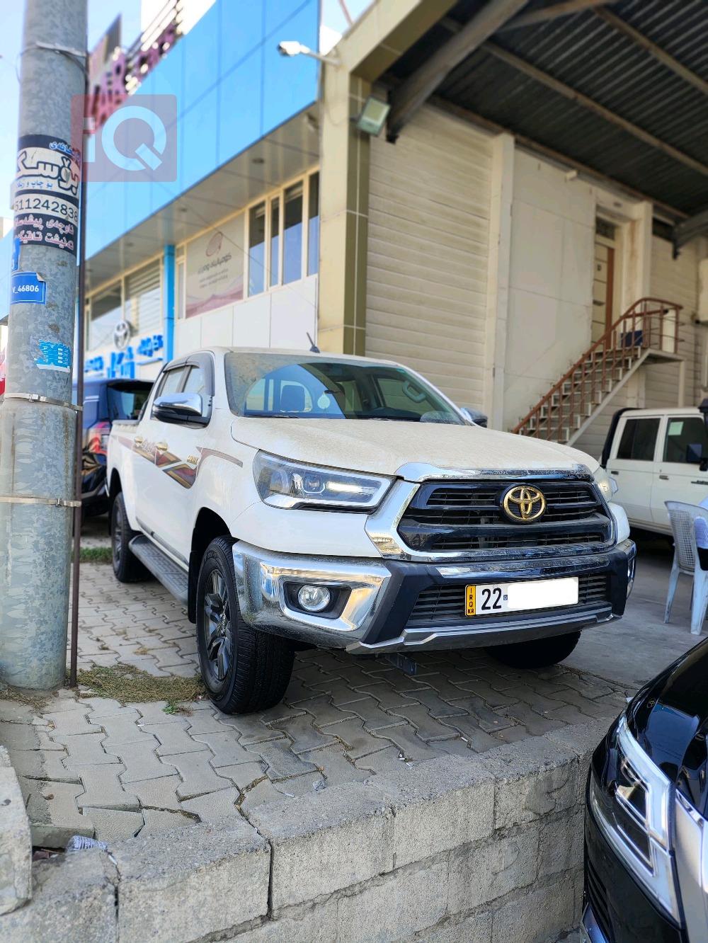 Toyota Hilux
